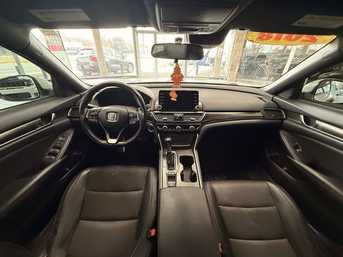 Used 2018 Honda Accord Sport image 40