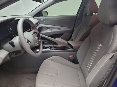 Used 2024 Hyundai Elantra SEL FWD image 17