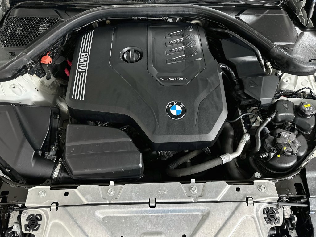 Used 2020 BMW 330i Sedan w/ Convenience Package RWD image 31