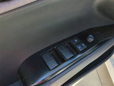 Used 2025 Toyota Camry LE FWD image 13