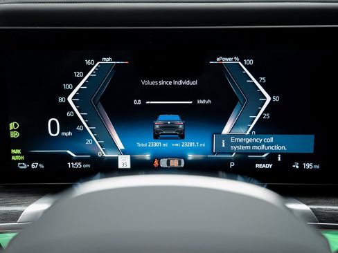 Used 2023 BMW i7 xDrive60 image 44