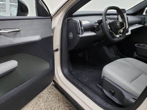 New 2026 Volvo EX30 Plus image 6