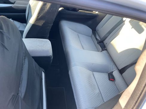 Used 2015 Honda Civic EX image 4