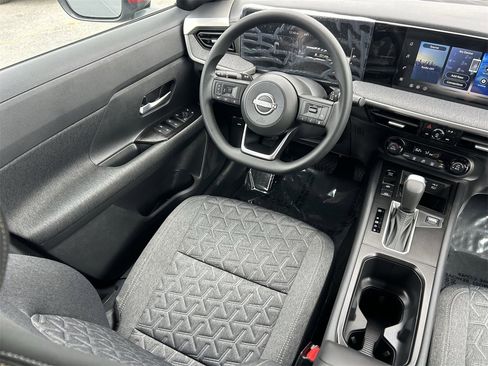 New 2026 Nissan Kicks SV image 14