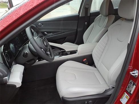 New 2026 Hyundai Elantra Limited image 7