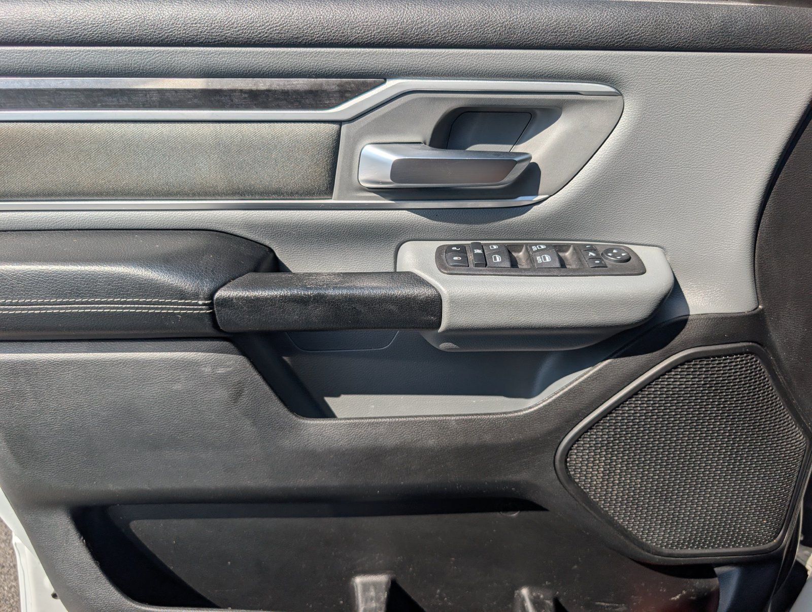 Used 2023 RAM 1500 Big Horn RWD image 32