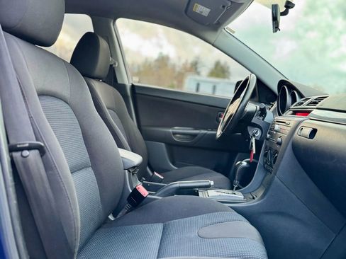 Used 2005 MAZDA MAZDA3 s w/ Appearance Pkg image 13