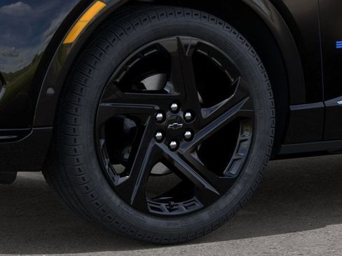 New 2026 Chevrolet Equinox EV RS image 9