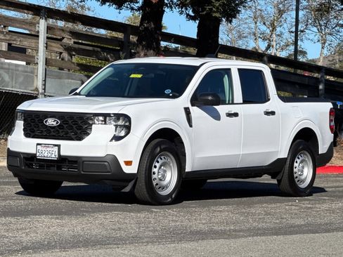 Used 2025 Ford Maverick XL w/ Equipment Group 102A image 8