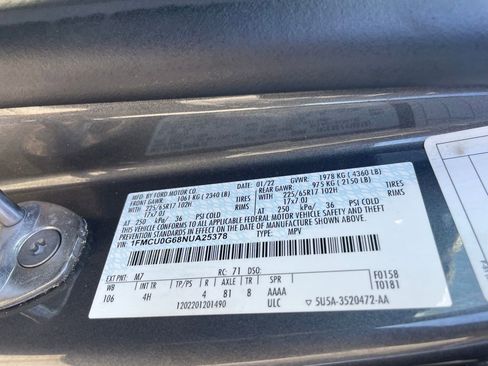 Used 2022 Ford Escape SE image 10