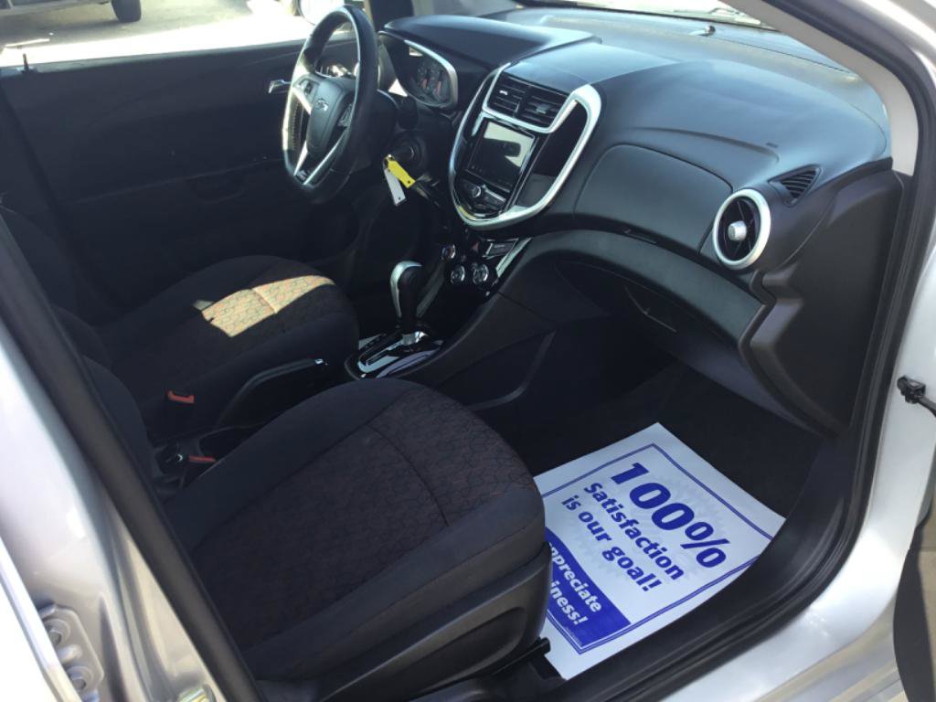 Used 2018 Chevrolet Sonic LT w/ RS Package FWD image 42