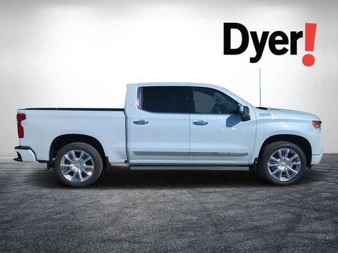 New 2026 Chevrolet Silverado 1500 High Country AWD/4WD image 2