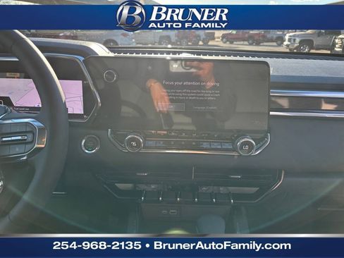 New 2026 GMC Canyon Elevation w/ Convenience Package image 22