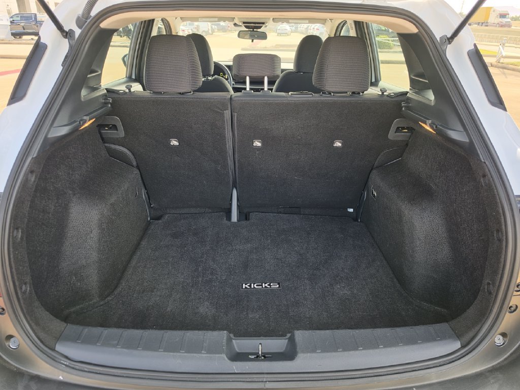Used 2025 Nissan Kicks S FWD image 28