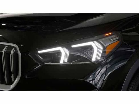 Used 2026 BMW X1 xDrive28i w/ Technology Package image 11