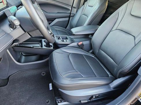 New 2025 Ford Mustang Mach-E Premium image 4