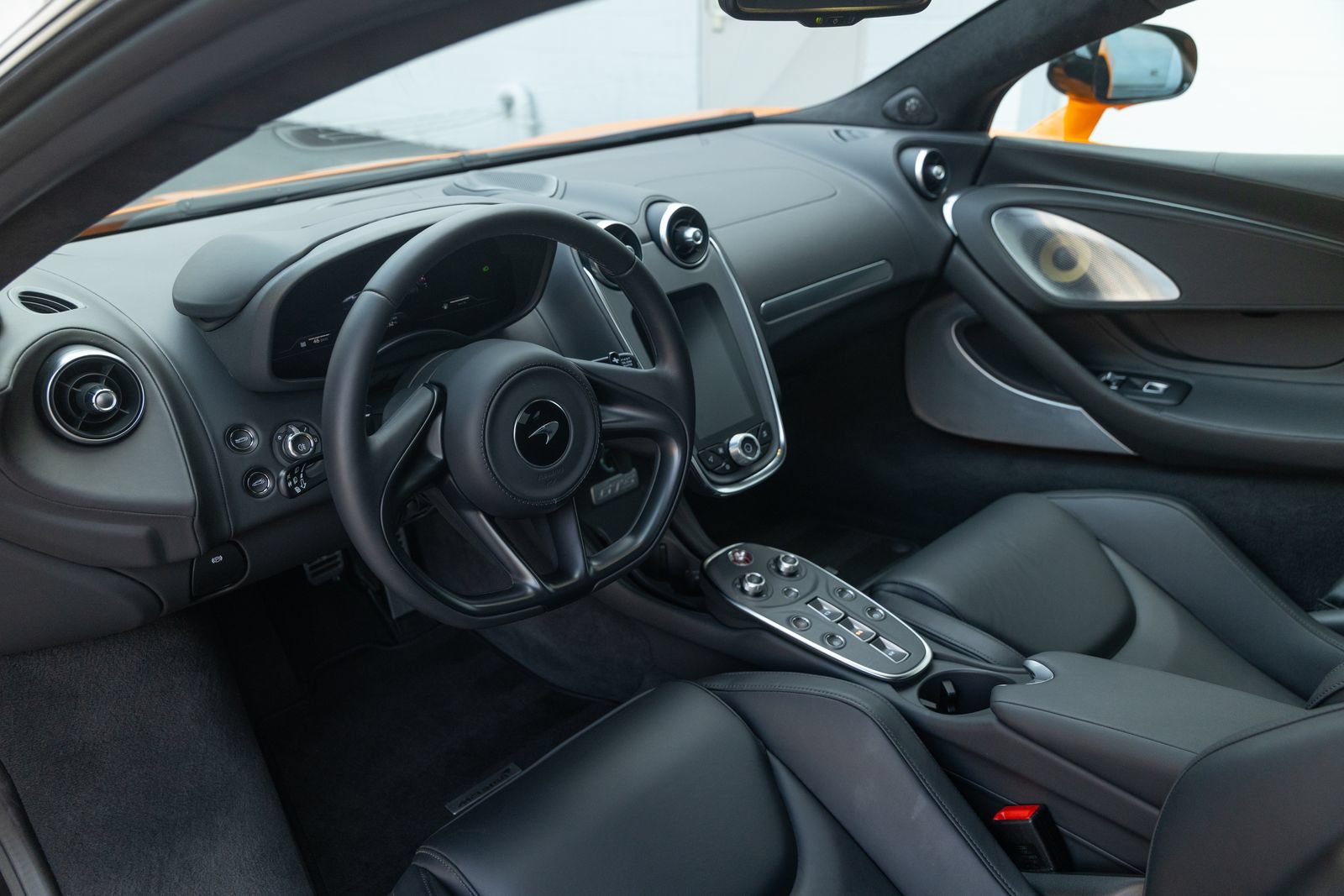 Used 2025 McLaren GTS RWD image 12