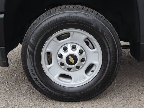 Used 2020 Chevrolet Silverado 2500 W/T image 34