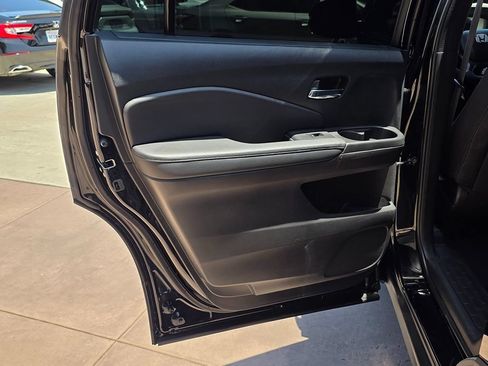 Used 2022 Honda Pilot Sport image 25