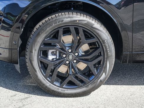 New 2026 Land Rover Discovery Sport Landmark AWD/4WD image 9