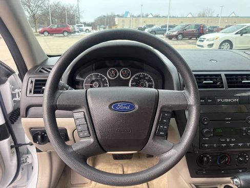Used 2007 Ford Fusion SE image 10