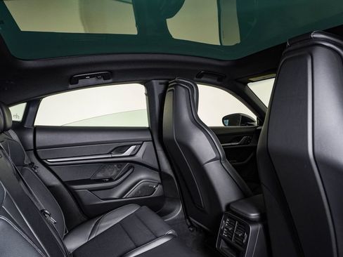 Certified 2025 Porsche Taycan AWD/4WD image 16