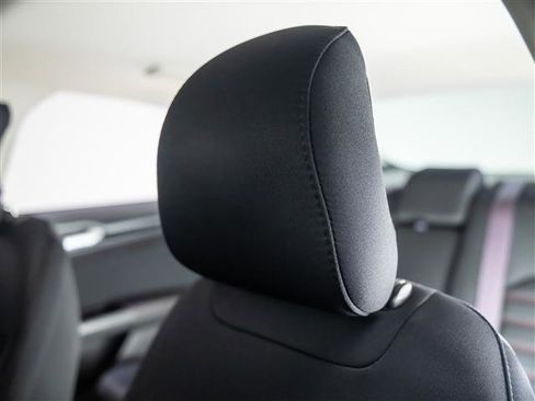 Used 2014 Ford Fusion SE image 19