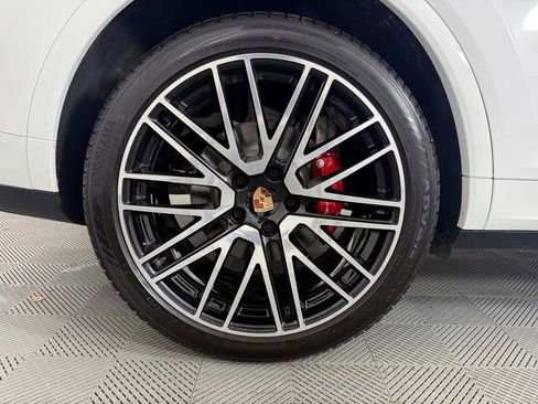 Certified 2026 Porsche Cayenne S image 13