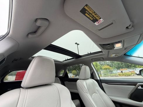 Used 2017 Lexus RX 350 AWD w/ Luxury Package image 27