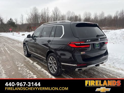 Used 2024 BMW X7 xDrive40i w/ Premium Package image 7