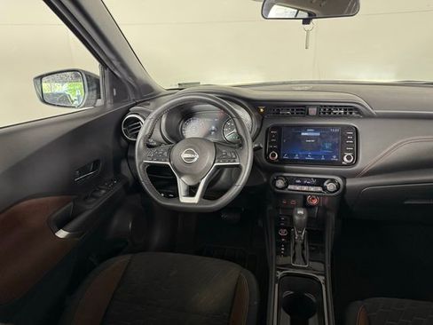 Used 2023 Nissan Kicks SR image 19