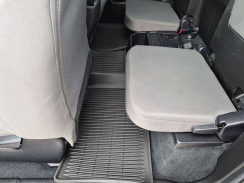 Used 2023 Toyota Tacoma SR w/ SR Convenience Package RWD image 34