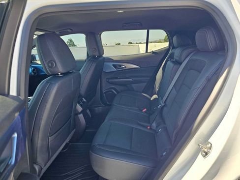 Used 2024 Chevrolet Equinox EV LT w/ LPO, Blackout Package FWD image 16