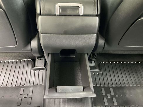Used 2025 Hyundai Santa Fe SEL FWD image 19