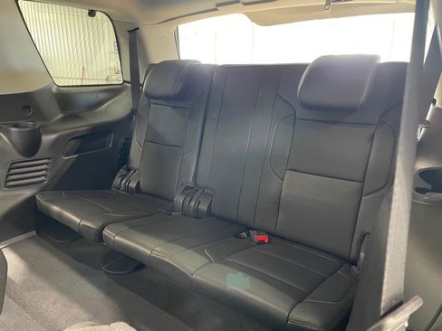 Used 2019 Chevrolet Tahoe LT image 16