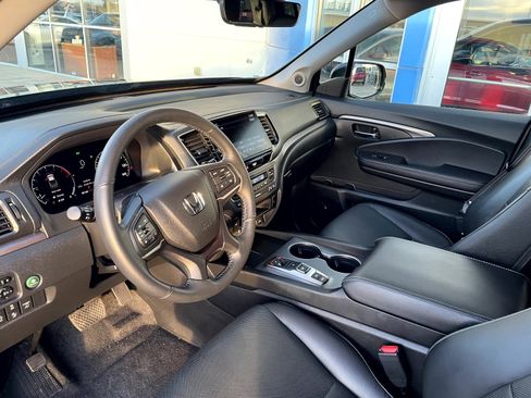 Certified 2025 Honda Ridgeline RTL image 10