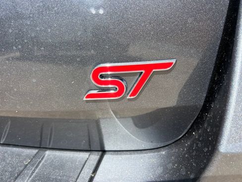 New 2026 Ford Explorer ST w/ Sun And Sound Package AWD/4WD image 9