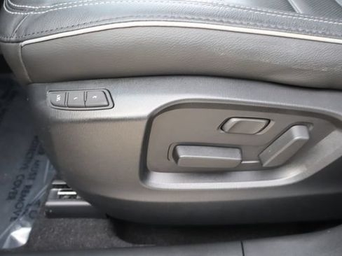 Used 2024 MAZDA CX-5 AWD 2.5 S w/ Preferred Package image 11