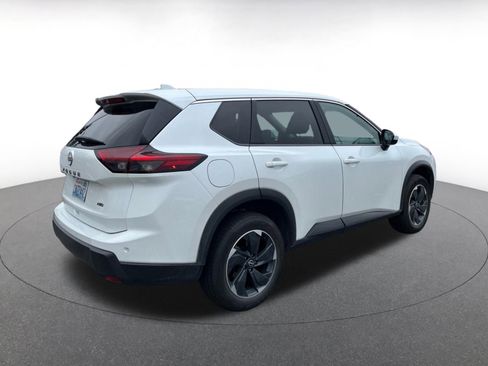 Used 2025 Nissan Rogue SV image 7