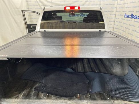 Used 2022 RAM 1500 Warlock AWD/4WD image 15