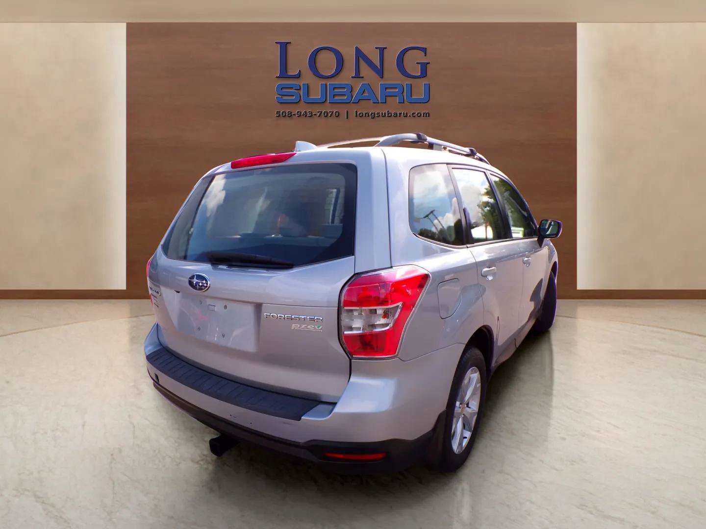 Used 2016 Subaru Forester 2.5i w/ Alloy Wheel Package AWD/4WD image 5