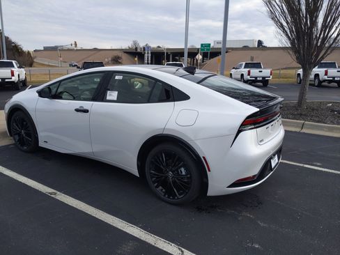 New 2026 Toyota Prius AWD image 7