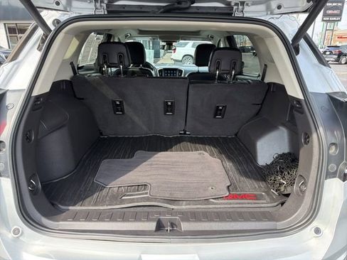 Used 2018 GMC Terrain Denali w/ Advanced Safety Package image 15