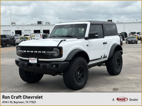 Used 2023 Ford Bronco Wildtrak AWD/4WD image 1