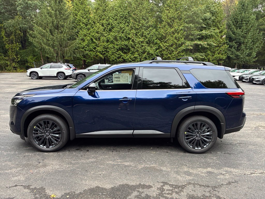 New 2026 Nissan Pathfinder SL w/ SL Premium Package AWD/4WD image 4