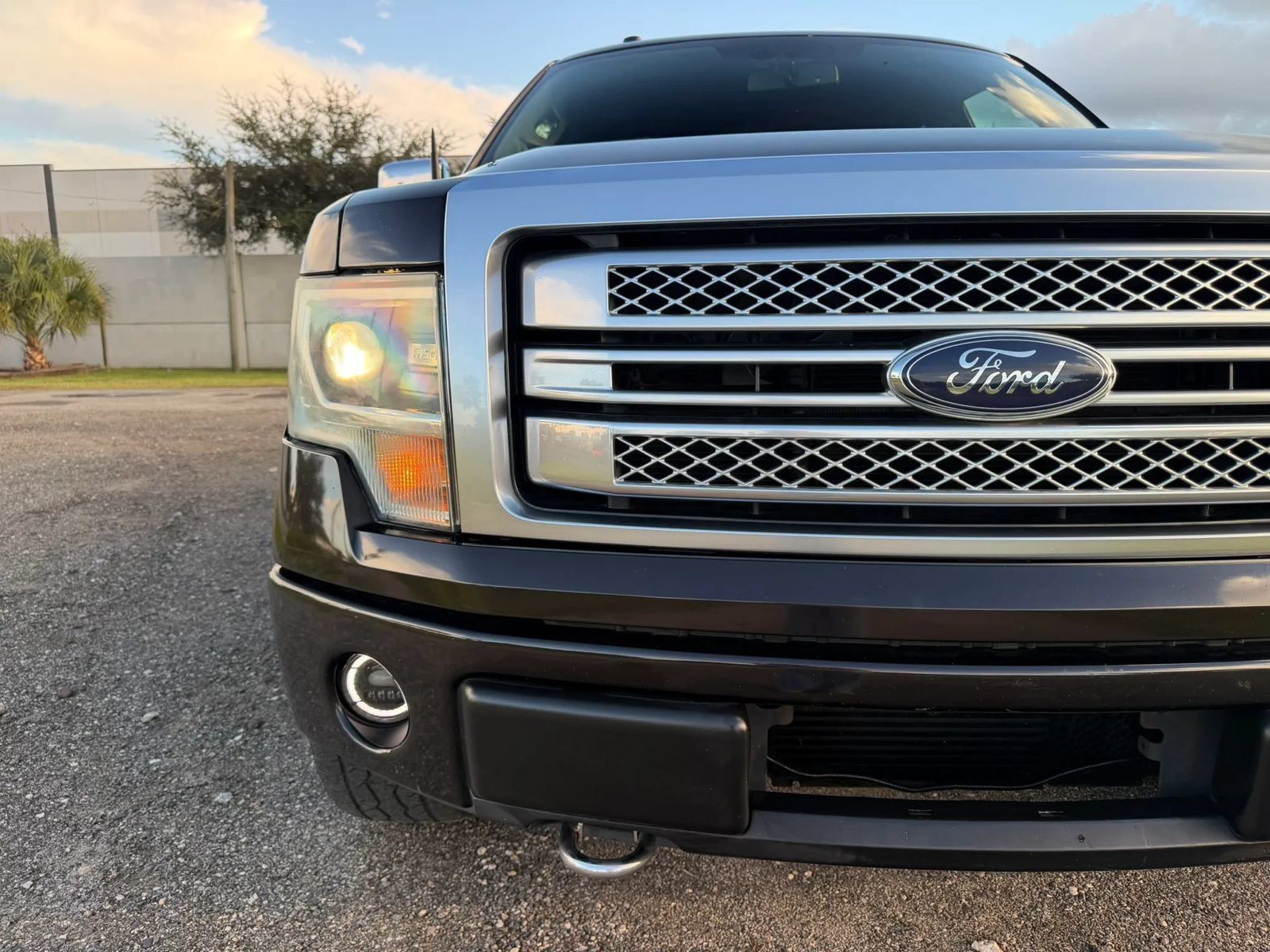 Used 2014 Ford F150 Platinum AWD/4WD image 30