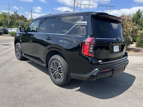 New 2026 Nissan Armada SL w/ Captain's Chari Seat Package AWD/4WD image 5