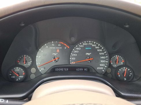 Used 2003 Chevrolet Corvette Convertible w/ Preferred Equipment Group1 RWD image 21