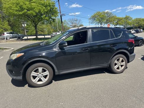 Used 2013 Toyota RAV4 XLE AWD/4WD image 1