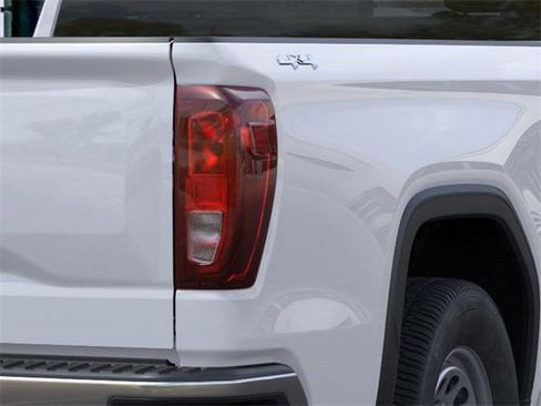 New 2026 GMC Sierra 1500 Pro image 11